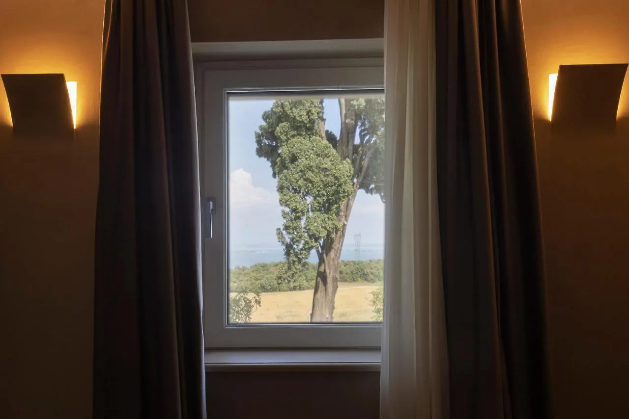 Eremus Relais Aparthotel Lonato 0*,